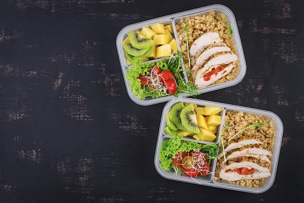 Catering do szkoły: jak wybrać zdrowe i bezpieczne posiłki dla dzieci?
